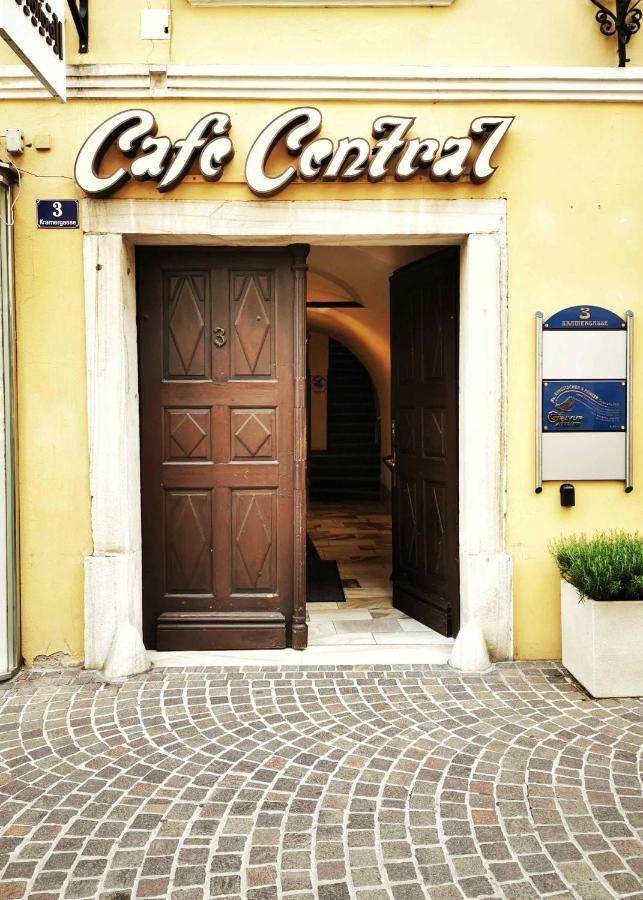 Ferienwohnung Himmelberg 80M2 In Der Altstadt Und Toll Fuer Familien Клагенфурт Екстериор снимка